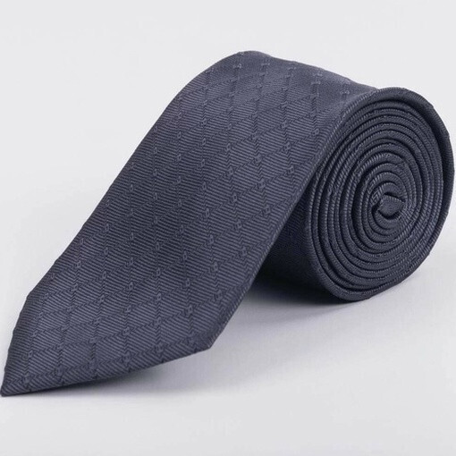 Прокат серого галстука в клетку для мужского костюма