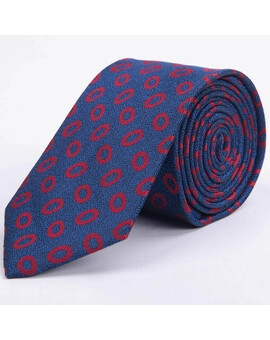 Синий точечно-фактурный галстук в аренду с крупными красными кольцами для мужских костюмов, изображение 1