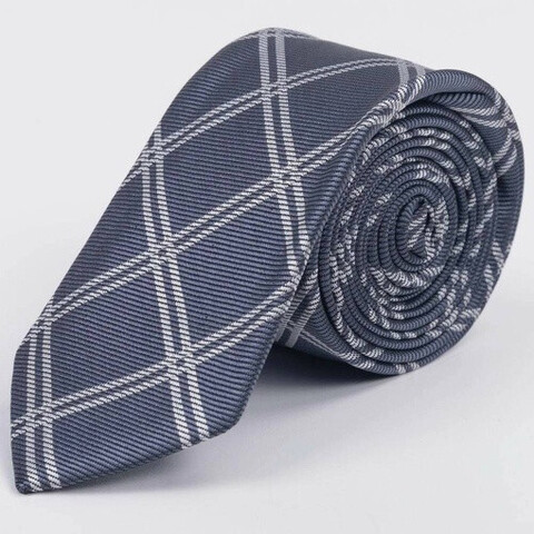 Арендовать галстук серого цвета в крупную белую клетку для мужского костюма