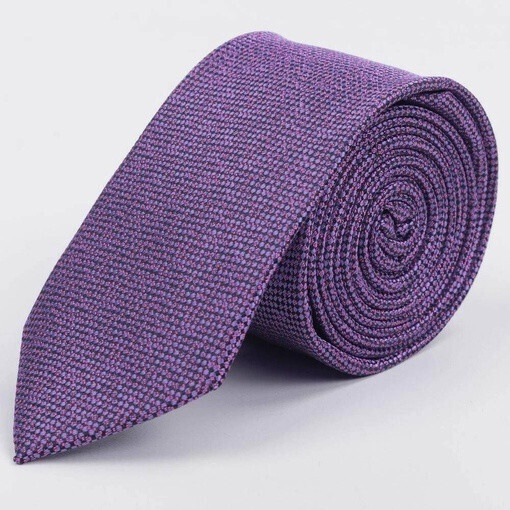 Арендовать галстук фиолетового цвета с мелким узором для мужского костюма