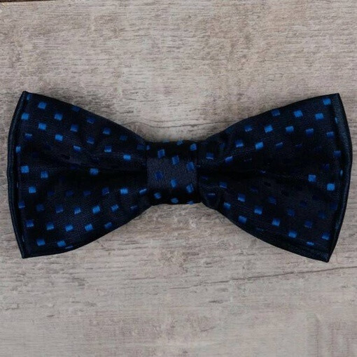 Прокат черной бабочки с узором синего цвета для мужского костюма