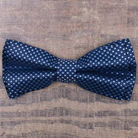 Синяя бабочка в аренду с мелким шахматным узором для мужских костюмов