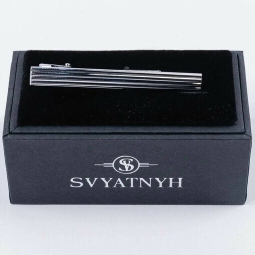 Арендовать классически зажим с линейной гравировкой для мужских костюмов