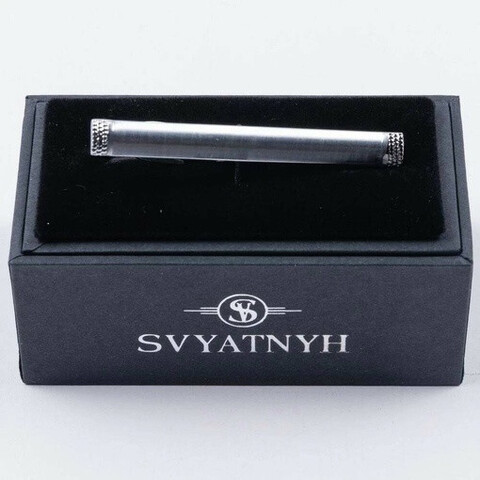 Аренда классического зажима с элементами гравировки по краям для мужских костюмов