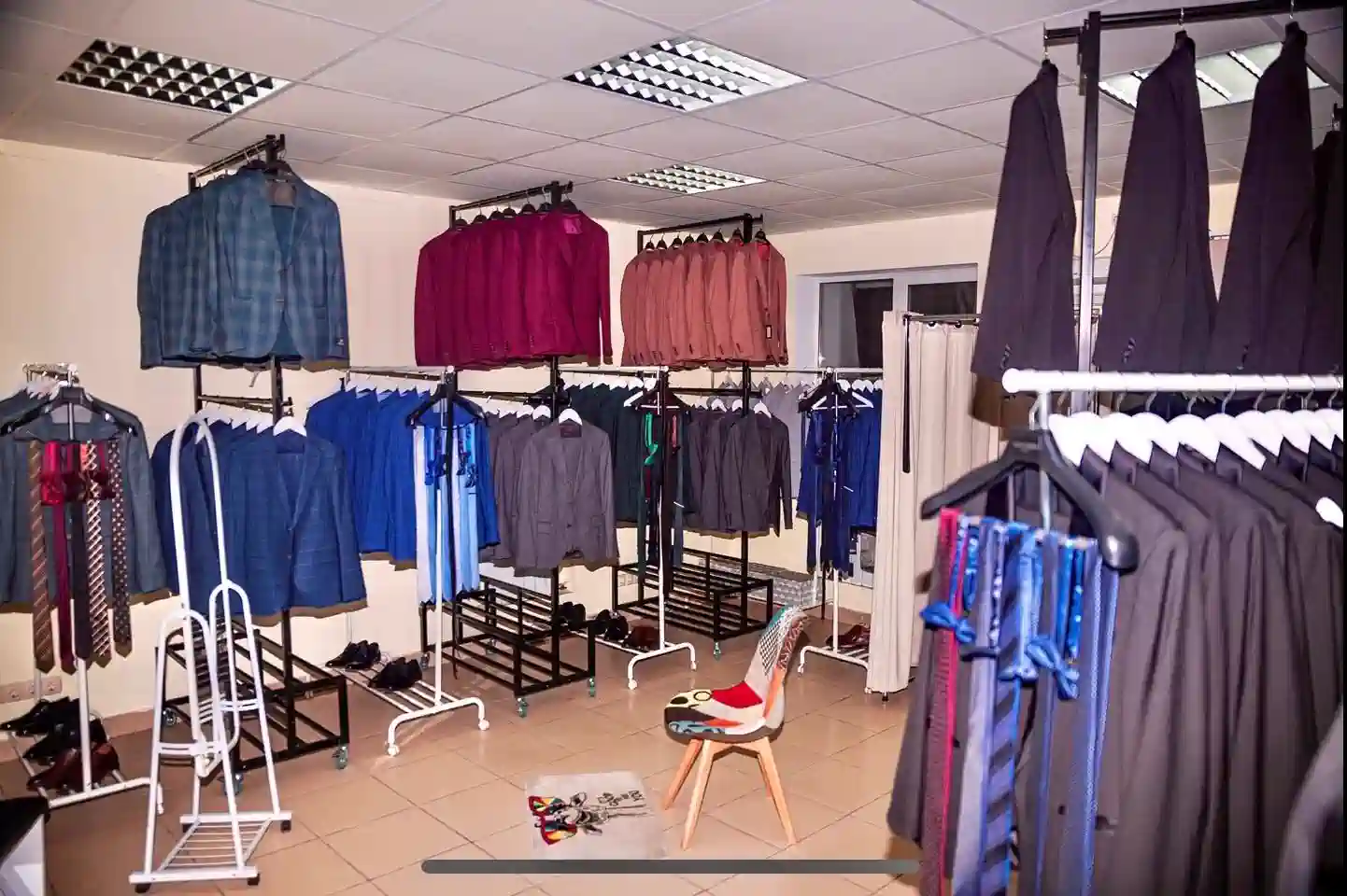 Прокат мужских костюмов в Казани